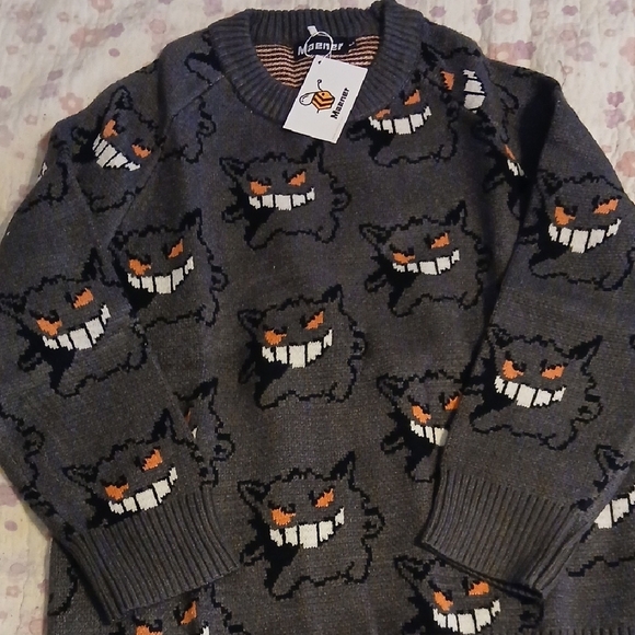 Other - Men's Gray Sweater with Graphic Design